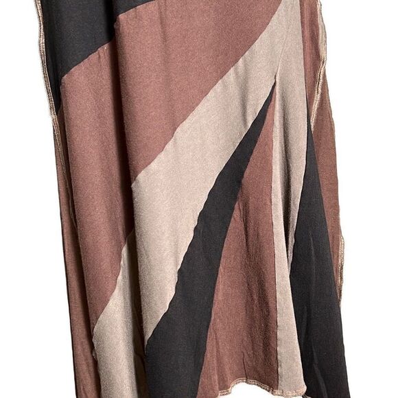Brown Dress Asymmetrical pattern L/XL - Picture 3 of 5